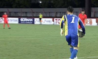 随着一场2-1险胜，死亡之组积分榜乱套了，国足无缘登顶！37岁老将包办全场射正！U23小将集体哑火，球迷心寒了