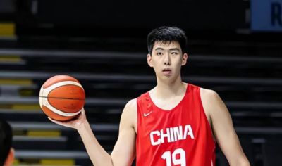 宏远速递！徐昕留洋进展，库里与杜锋互动，萨姆纳或成替补？