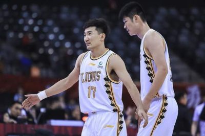 CBA新赛季一共有25名球员拿顶薪合同