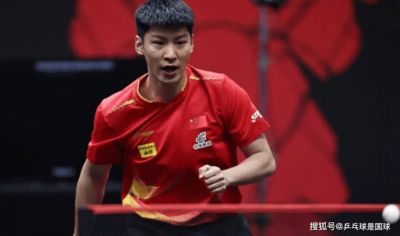 WTT球星赛连爆冷：国乒小将3-2世乒赛冠军，薛飞首轮出局，国乒4输外战！方博男双一轮游！