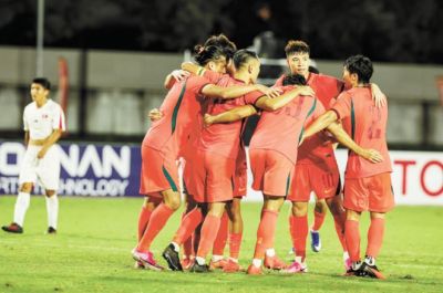 首战逆转胜朝鲜队，U23国足将战伊朗队