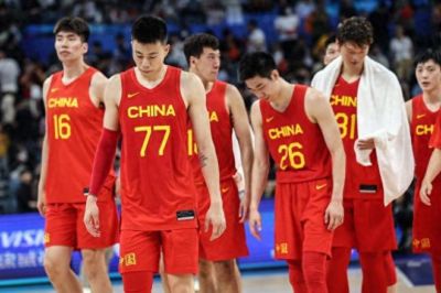 比赛还没开打，中国男篮先迎来3个好消息，战胜日本基本稳了