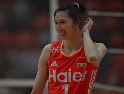 中国女排3-0战胜哈萨克斯坦 球员评价：5人优秀，5人及格