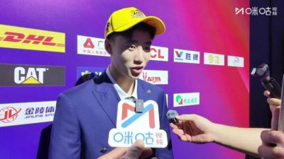 曹芷豪:在试训中打动了易立指导 期待和庞峥麟并肩作战