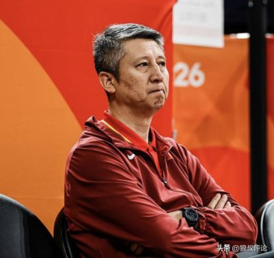媒体人：我们需要一个更会选人更会变通更会激活球员战斗力的教练