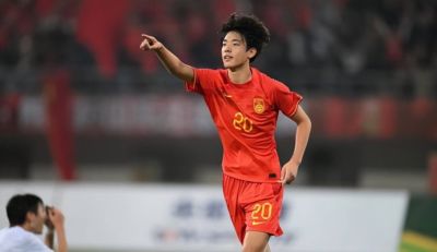 大连英博还有一位宝藏球员，急需李国旭能激活，值得期待