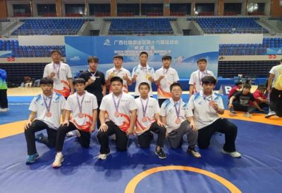 贵港市健儿在广西第十六届运动会摔跤、拳击项目中斩获佳绩