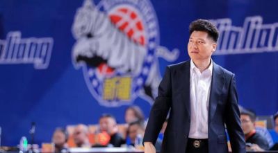 新疆男篮全新阵容已敲定！外援实力有限，全力以赴争夺季后赛席位