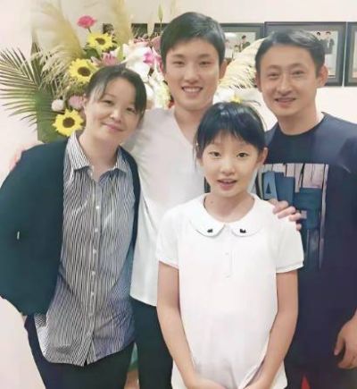 张本智和父亲发话：我儿子比王楚钦更帅，我女儿比孙颖莎更美！