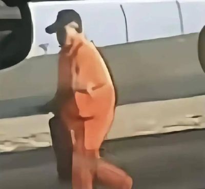 9月19日:上海赛车事件持续发酵!网友,60元一天的大爷,无法打开灭火器