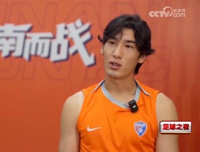 布尼亚明：每天会学1-2小时英语；更多人关注我后压力会更大