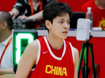 开启卫冕之旅！中国女篮半场领先泰国29分 杨舒予13+3三分无解