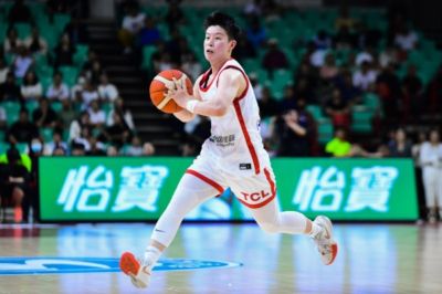 李缘腰伤影响训练 恐缺席部分热身赛