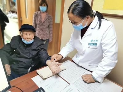 医生再次提醒:明年开始，83岁以上长者请提前做好这2项生活准备