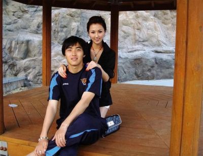 冯潇霆近况：退役当老板，老婆是央视才女，定居广东财富自由