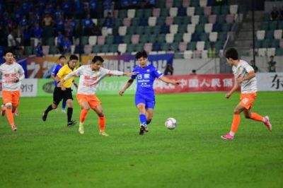10分11秒，日照队1:0领先！