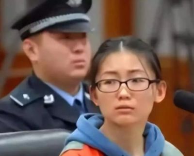 2013年，这个28岁的女孩驾车撞死收费管理员，仅仅只是为了一点停车费