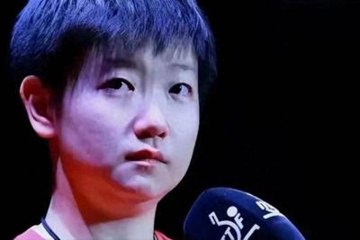 别再造神了！孙颖莎丢掉世一仅1天, 糟心的事出现 张本美和成导火索