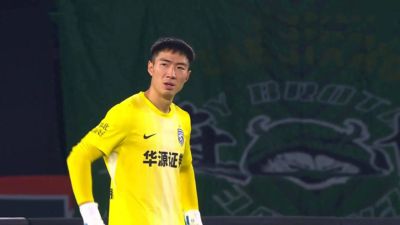 三镇心气踢没了，李昂红牌心态崩了 浙江1场三分 让铁人天津缓口气