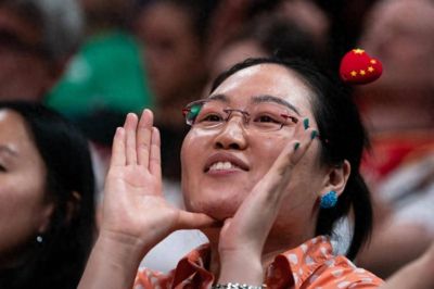 111-46.A组积分榜更新，中国女篮提前出线，下轮赢球拿第一