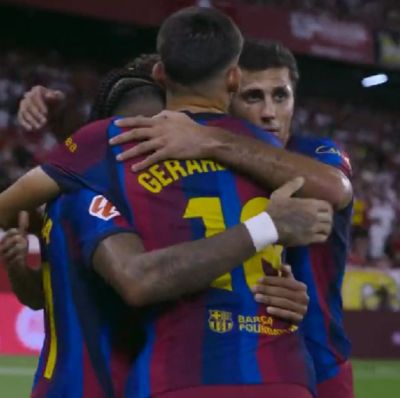 3-1逆转！巴萨7场进31球，西甲领先皇马6分，穆帅不赢马竞难争冠
