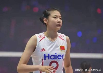横扫！中国女排3-0越南，张籽萱盘活全队，王奥芊攻拦惊艳