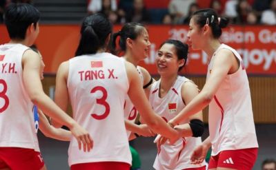 中国女排晋级亚运半决赛 明日再战泰国女排