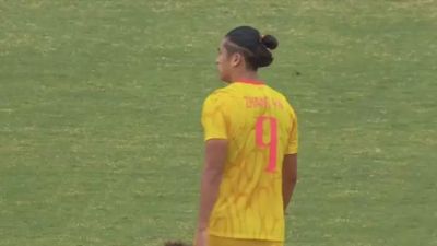 毛伟杰用脸挡球，踢中场成奇招，徐彬+胡荷韬发挥低迷，U23国足掌握出线主动