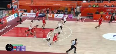 射手不仅能投！赵嘉义抢断反击一条龙 顶着防守强硬左手上篮！
