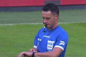尤文1-0客胜标准列日 米雷蒂替补任意球制胜+错失空门良机
