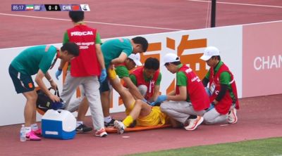朱辰杰受伤无法坚持被彭啸换下，陈泽仕替补登场换下毛伟杰