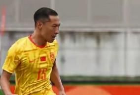 凌空抽射击中横梁，吴曦：这是平时练的战术设计，可惜没有进