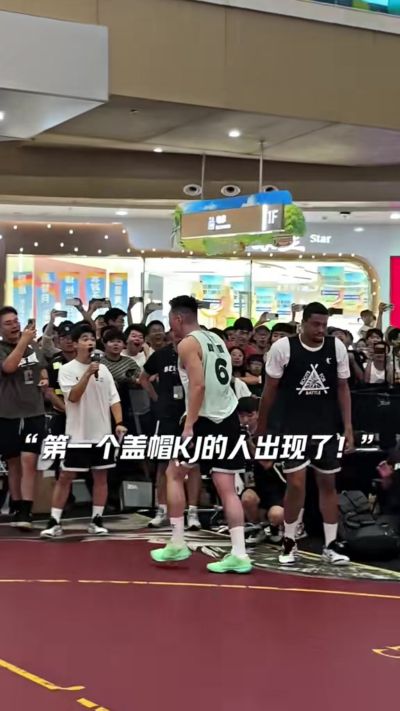 激情满满！凯尔登中国行被魏师傅封盖 随后怼翻后者打进找回场子