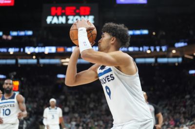欧媒：前NBA锋卫摇摆人约翰尼·朱赞 接近加盟土耳其劲旅费内巴切