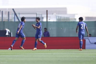 随着中国香港1-5，中国0-0，亚运男足八强已诞生4席