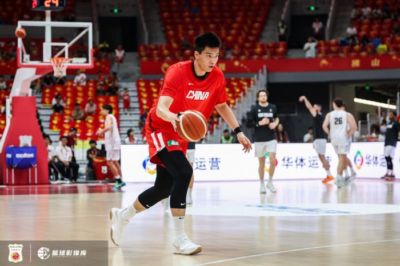 篮板效率三大中锋最高！焦泊乔亚运会场均9.5分钟贡献5.5分4.2板