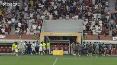 中甲陕西联合vs深圳青年人开球已延迟超40分钟，目前双方球员退场