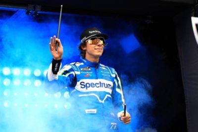 “他该被罚什么?”Spire老板一句话回怼NASCAR处罚争议