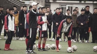 孙继海球队1-5恒大、1-9泰山！球员家长场边骂人，公开道歉赔偿