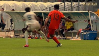 补招19岁后腰！邵佳一意欲何为？国足可能祭出队史最年轻首发之一