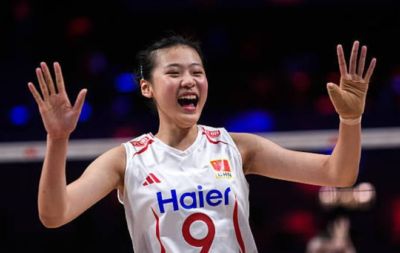 中国女排3-2泰国晋级决赛 球员评价：5人优秀，3人及格，3人低迷