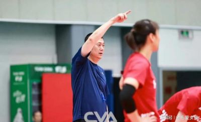 苦战五局复仇泰国赢下半决赛，但赵勇临场用人与情绪管理引争议