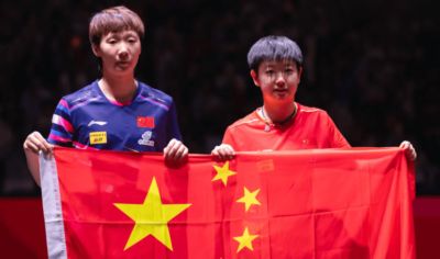 CCTV5直播：3-0、3-1夺第一，亚运女团：孙颖莎、王曼昱领衔冲4强