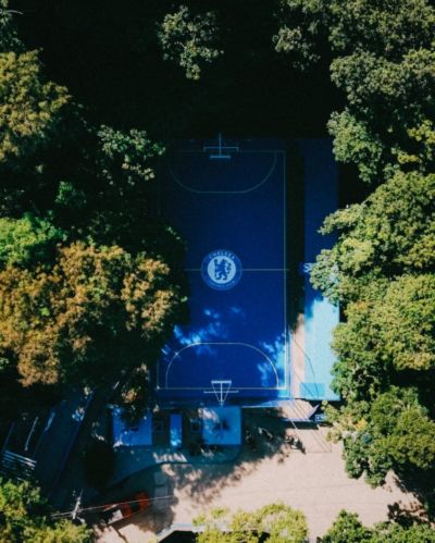 官方：切尔西社区足球场在里约热内卢落成，是两个月内的第二座