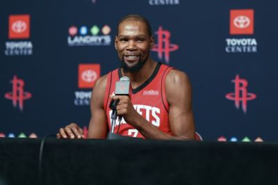 NBA官宣媒体日安排：火箭明日凌晨率先开启 76人定于9月28日