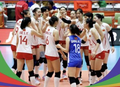 今夜18时开打！中国女排决赛再遇宿敌日本，上届亚运会3-0胜夺冠