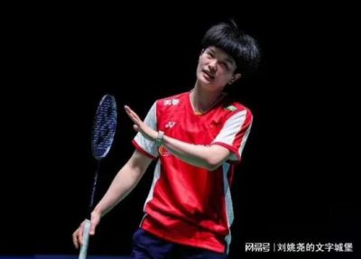 亚运会最新战报！王祉怡2-1逆转世界冠军，国羽1-0领先，女双NO.1接场！