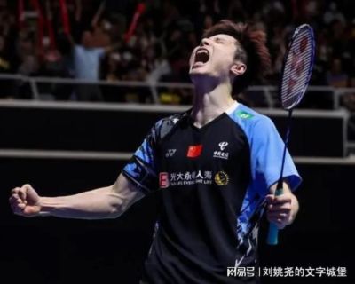 亚运会最新战报：石宇奇拒绝翻车！2-1逆转俞泰彬立大功，国羽男团1-0领先韩国，男双梁王组合首局12-21告负！