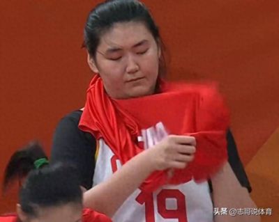 我们又赢了 中国女篮69分大胜印尼 全队仅1人未得分 张子宇22分无解