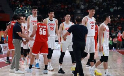 杨毅：期待全员中国男篮挑战亚洲赛场的最佳阵容